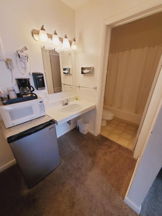 Holiday Lodge Sheridan Bagian luar foto